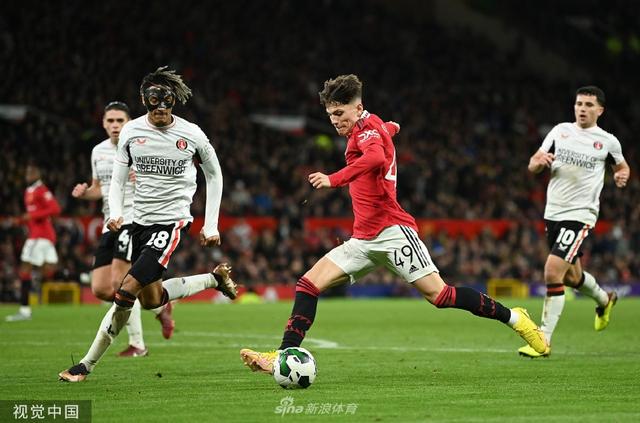 并从中汲取 并从中汲取